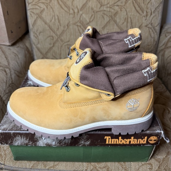 Timberland Other - TIMBERLAND PREMIUM WATERPROOF SHORT WHEAT BOOT MENS SIZE 11 M